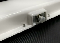 Antena RFID blanca de polarización lineal de alta ganancia 12dBic para gestión de vehículos